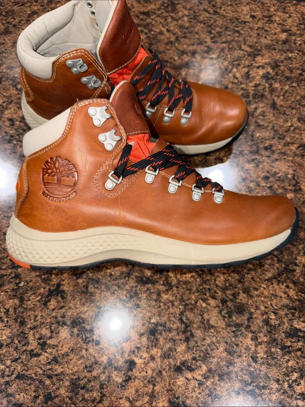 Timberland Men's Cognac Leather Waterproof Boots with Orange Tongue Size 10 -GUC